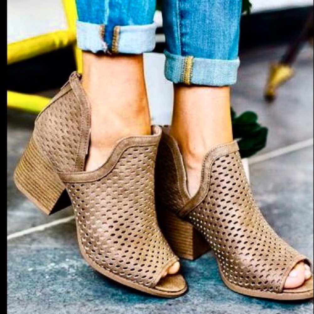 Perforated Peep toe Booties - Picture 2 of 2